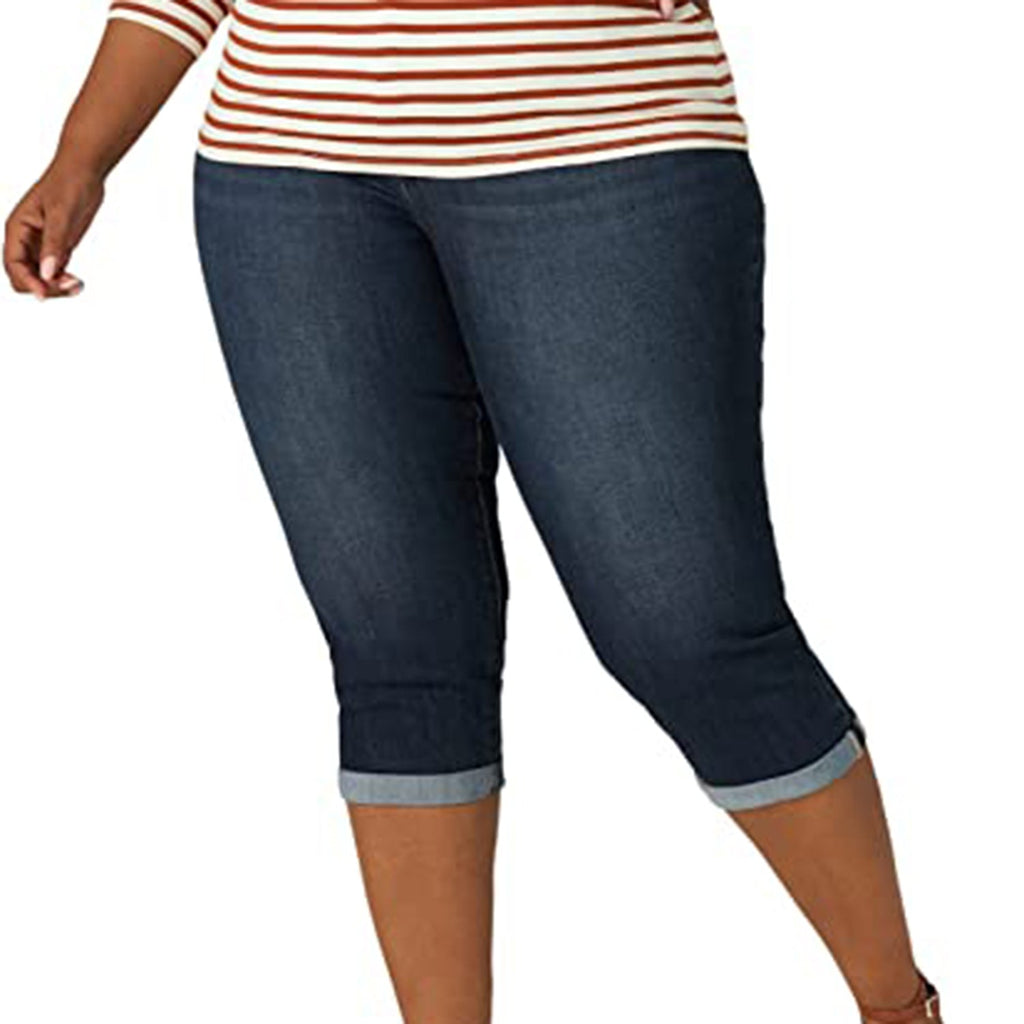 Lee Women's Plus Size Flex Motion Regular Fit 5 Pocket Capri Jean JEC Shops LLC