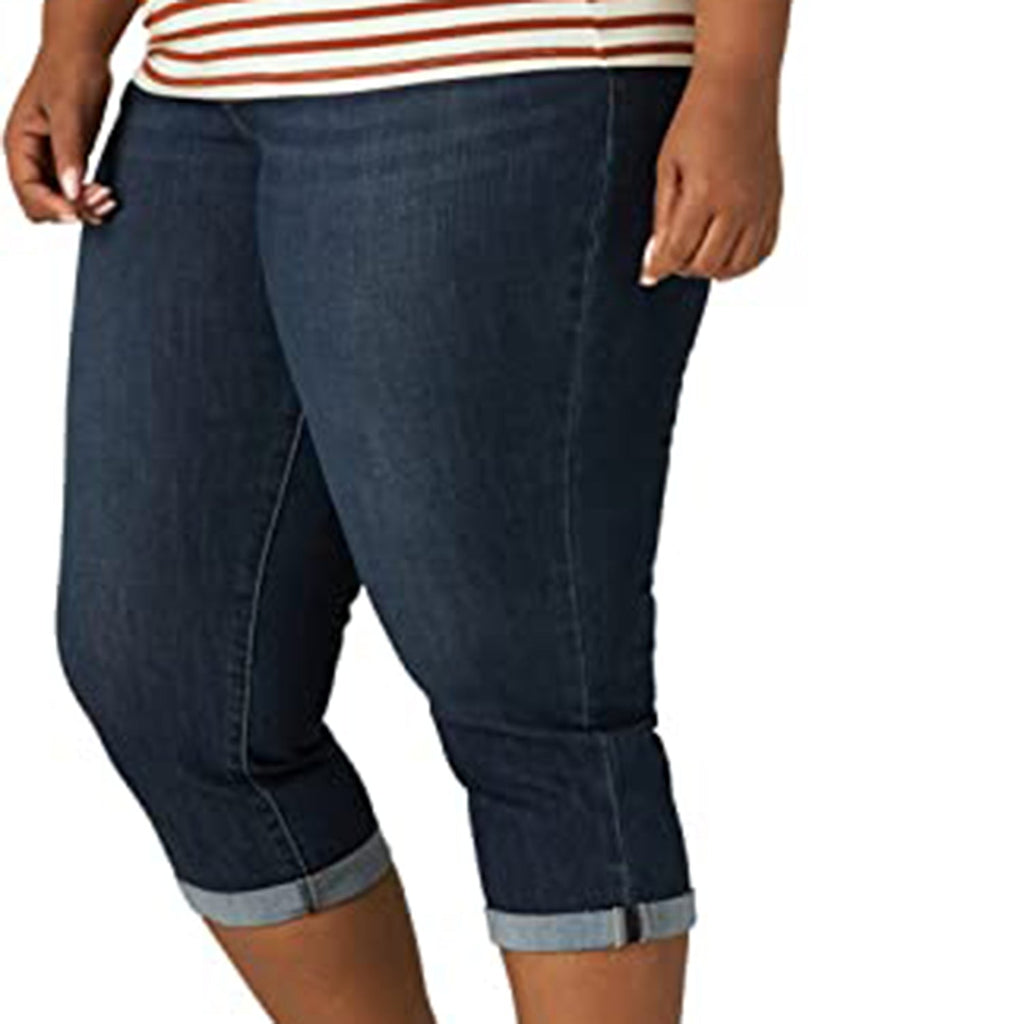 Lee Women's Plus Size Flex Motion Regular Fit 5 Pocket Capri Jean JEC Shops LLC